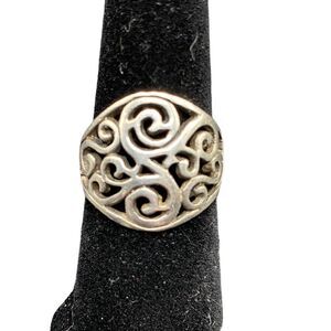 Vintage Cut Out Scrolls Sterling Silver 925 ring size 7.5